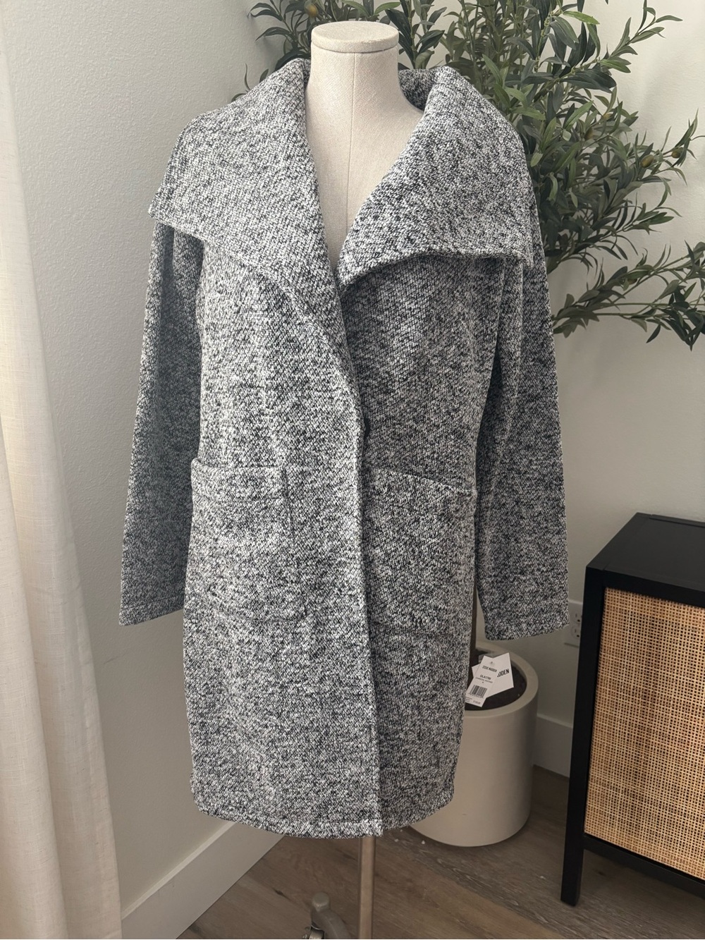 Steve Madden Gray Bouclé Open-Front Coatigan with Patch Pockets
